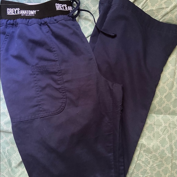 Scrub Set - Picture 3 of 3